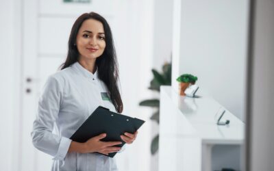 HIPAA in Phlebotomy: Practical Privacy Tips for Front Desk, Hallway, and Bedside Situations